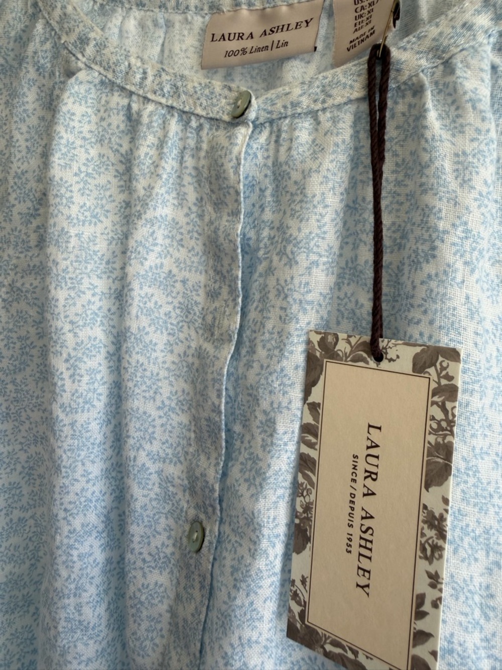 Laura Ashley Pale Blue Linen Button-Up Top NEW WITH TAGS - Picture 4 of 6